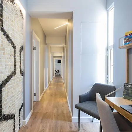 Daire Airport Suites Lisboa
