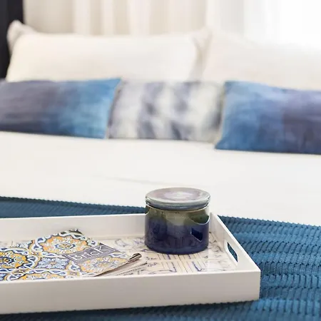 Airport Suites Appartamento Lisbona