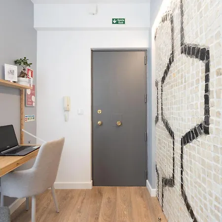 Airport Suites * Lisbona